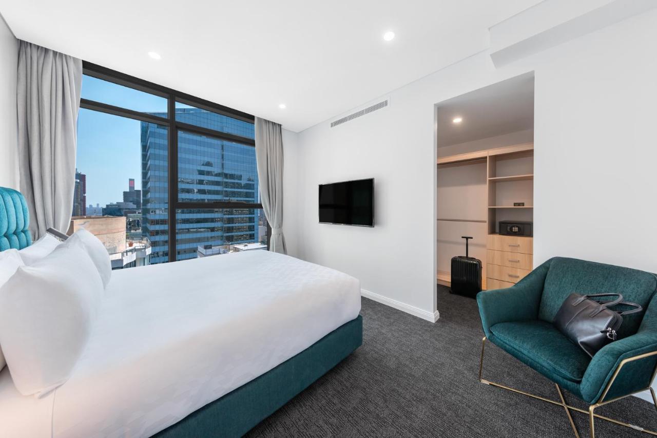 Three-Bedroom City Suite