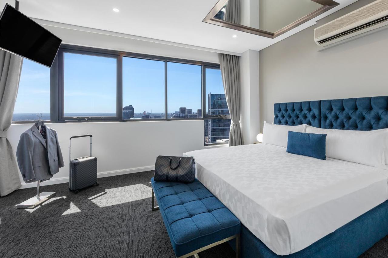 Three-Bedroom Summit Penthouse