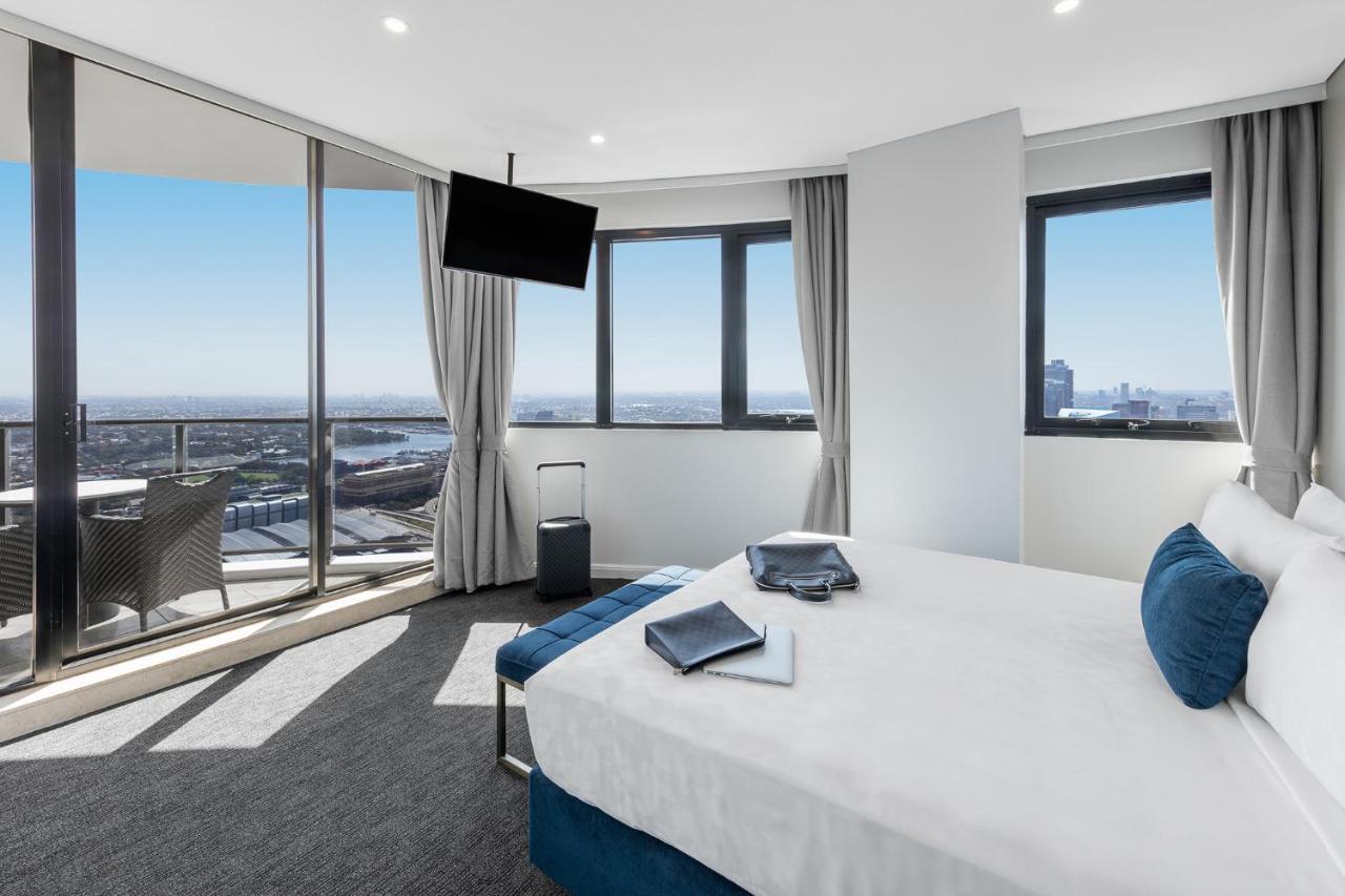 Three-Bedroom Summit Penthouse