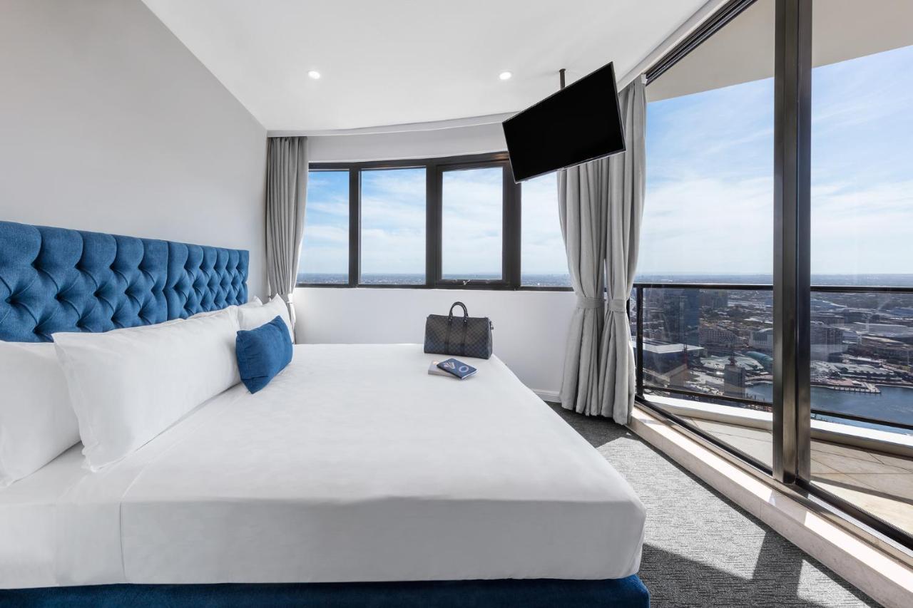 Three-Bedroom Summit Penthouse