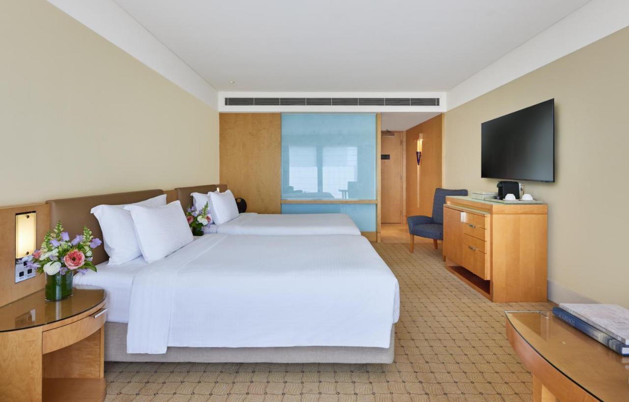 Tower Deluxe Twin Room Mid Floor