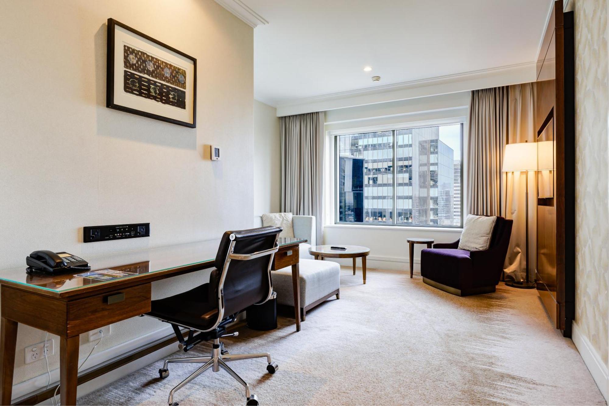Executive Suite Club Lounge Access