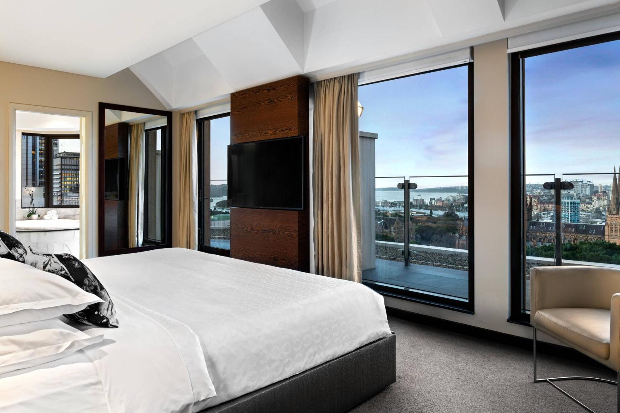 Royal Suite Club lounge access 1 Bedroom Suite 1 King