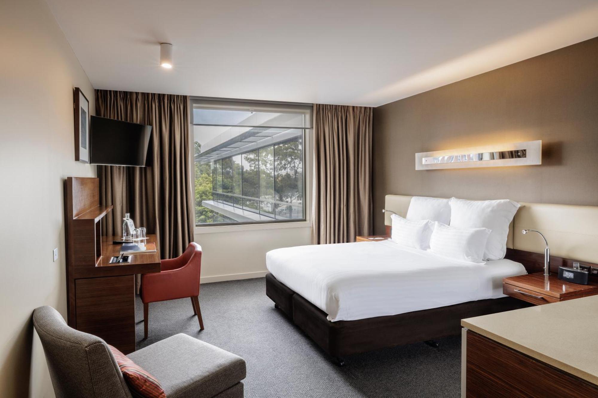 Superior King Room Disability Access