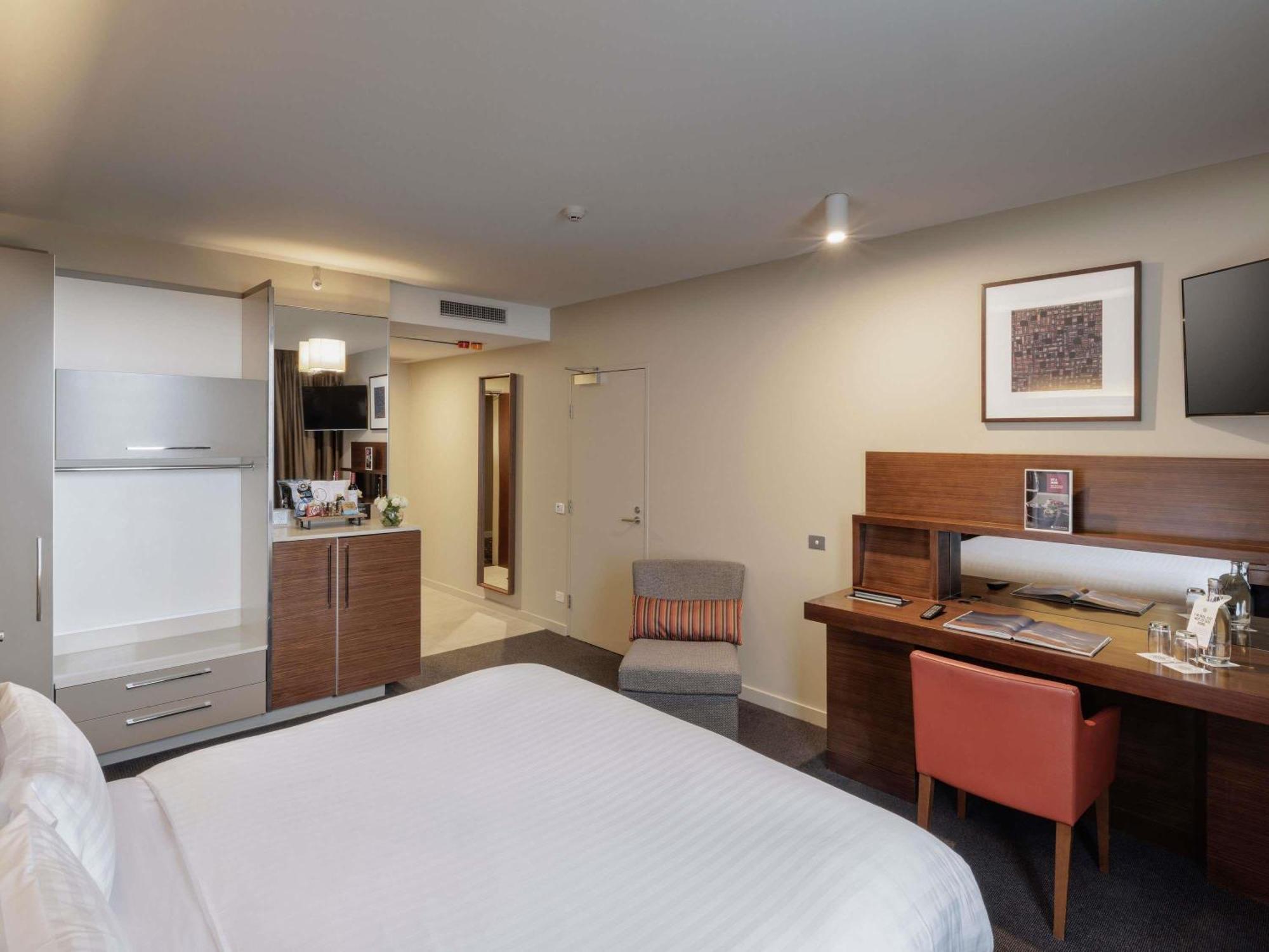 Superior King Room Disability Access
