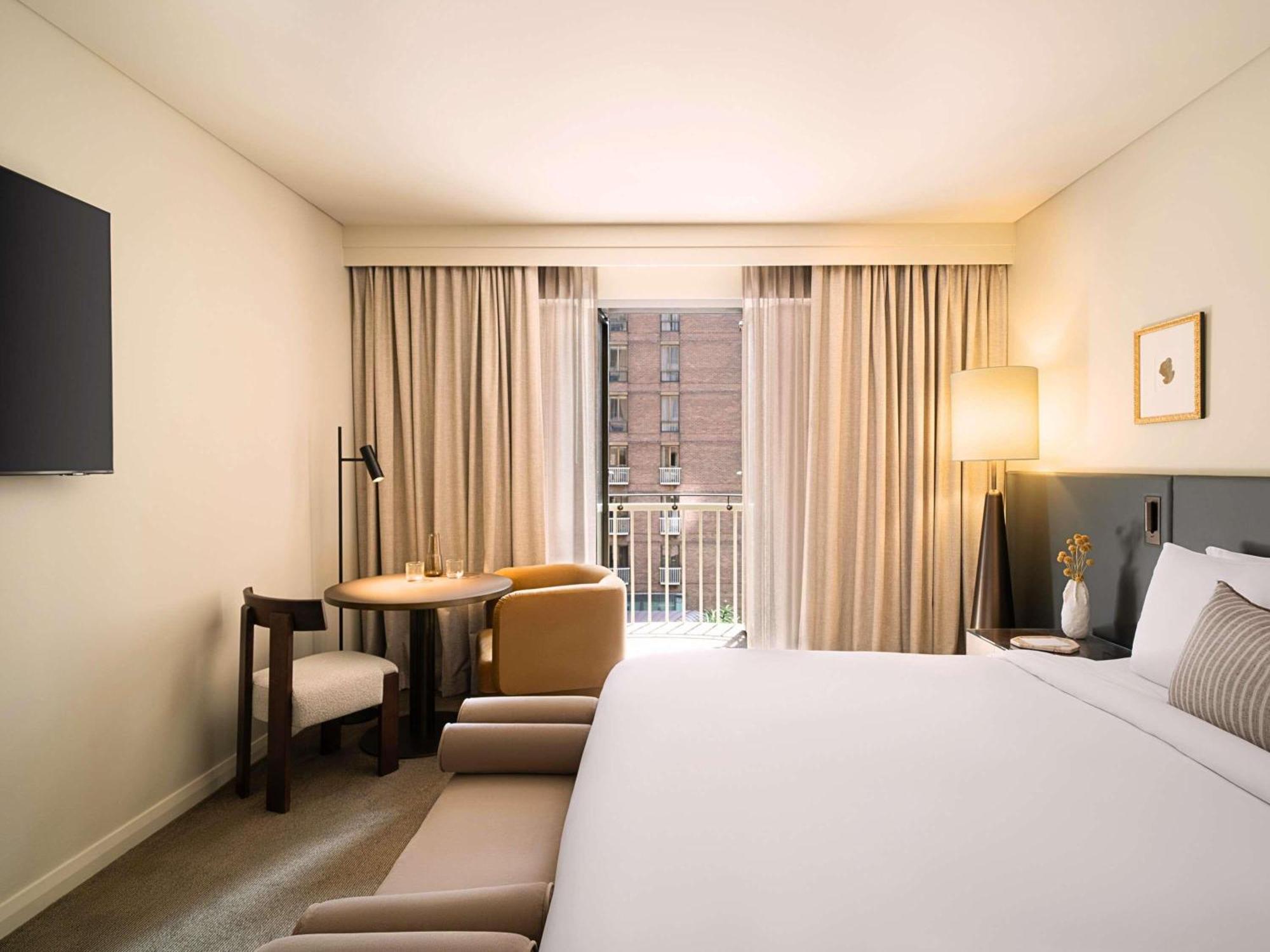 Luxury King Room Balcony