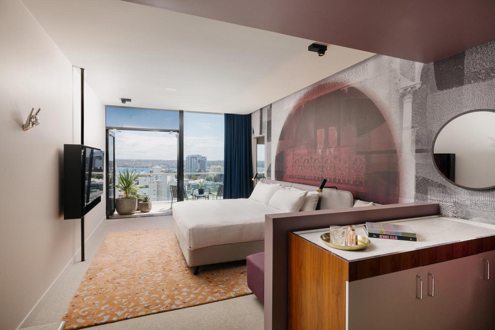 King Suite Balcony Harbour View High Floor