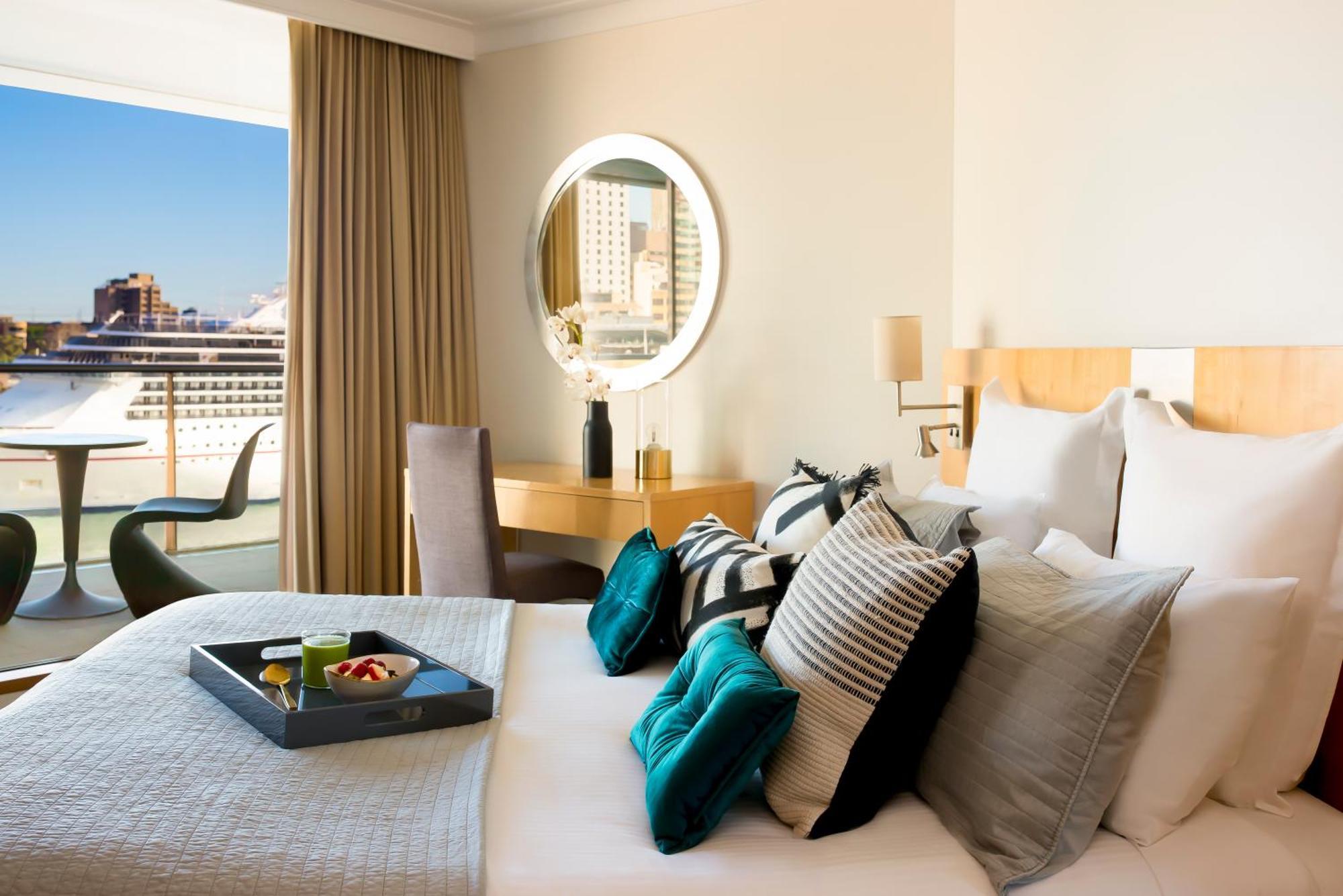 Two-Bedroom Apartment Harbour View Non-refurbished,1277280100:JPEG