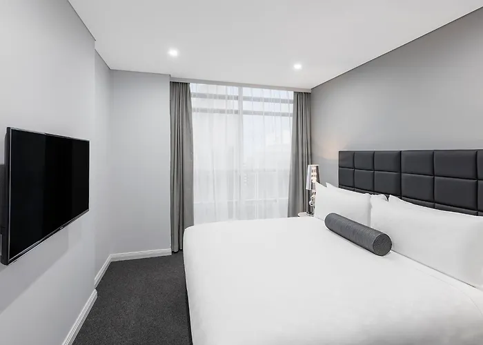 Meriton Suites North Sydney